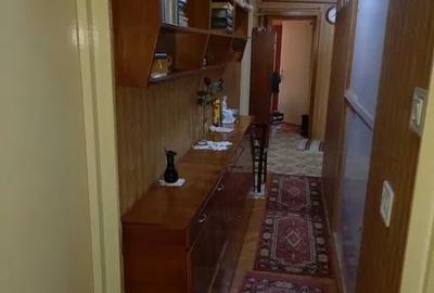 Apartament cu 4 camere decomandat în Tudorul Vechi - 2