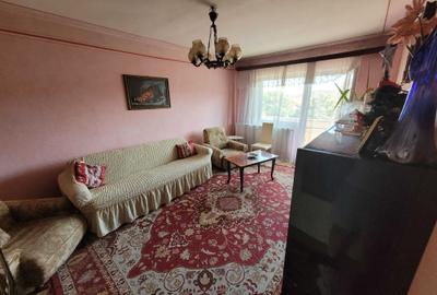 Apartament cu 4 camere decomandat în Roșiori de Vede - 4