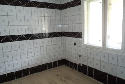 Casă cu 6 camere cu Teren 580 Mp în Fundu Moldovei - 9