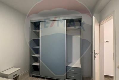 Apartament cu 3 camere în Piatra - 15