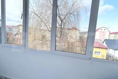Apartament cu 3 camere decomandat în Calea Moldovei - 2