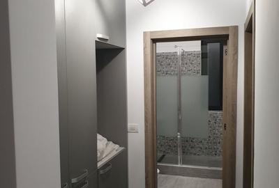 Apartament cu 2 camere semidecomandat în Giroc