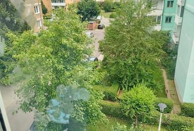 Apartament cu 4 camere semidecomandat în Central - 3