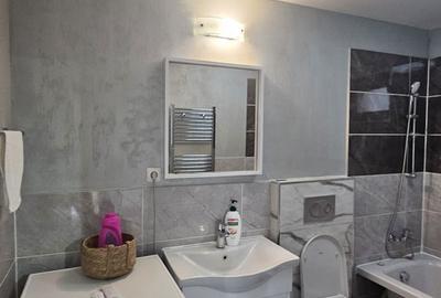 Casă cu 4 camere cu Piscina în Central - 14