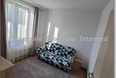 Casă cu 5 camere cu Canalizare în Lazu - 3