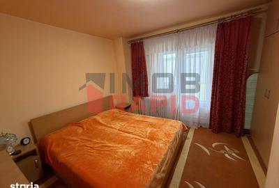 Apartament cu 3 camere semidecomandat în Central - 1