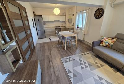 Apartament cu 4 camere decomandat în Trocadero - 2