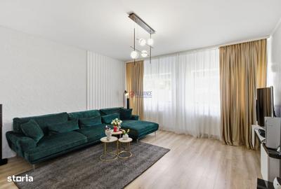 Casă cu 4 camere în Palazu Mare