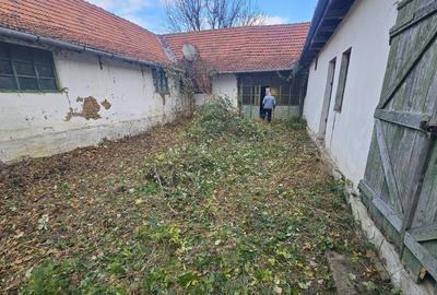 Casă cu 3 camere în Duleu