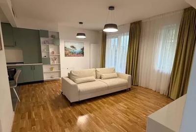 Apartament cu 3 camere decomandat, mobilat în Parcul Carol