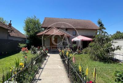 Casă cu 5 camere cu Teren 1068 Mp în Oșorhei - 1