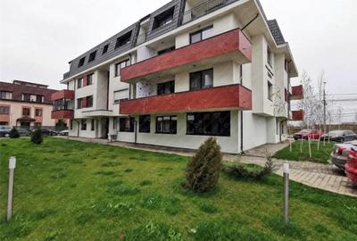 Apartament cu 2 camere semidecomandat, mobilat în Central