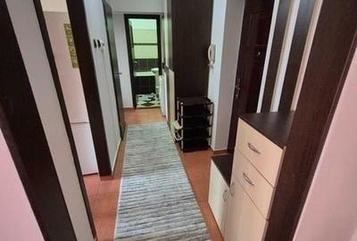 Apartament cu 2 camere în Micro 17