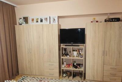 Apartament cu 4 camere decomandat în Traian - 8
