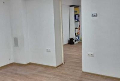 Apartament cu 2 camere semidecomandat în Ultracentral