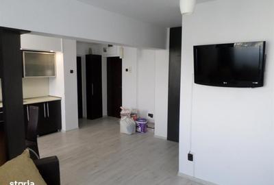 Apartament cu 2 camere decomandat în B-dul București