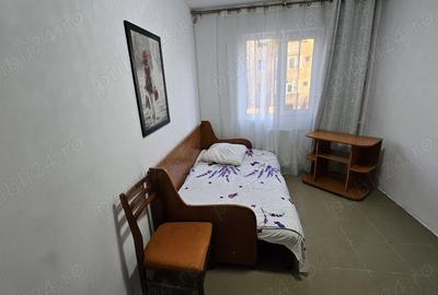 Apartament cu 3 camere semidecomandat în Km 5 - 2