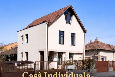 Casă cu 4 camere cu Teren 496 Mp în Gheorgheni