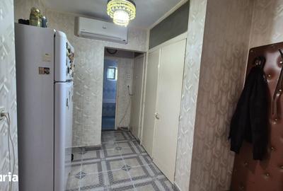 Apartament cu 2 camere decomandat în Siderurgiștilor