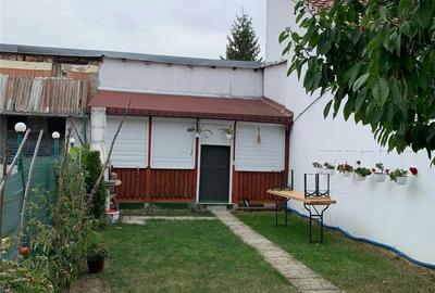 Casă cu 3 camere în Central - 9