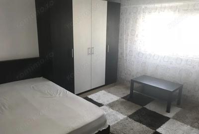 Garsonieră nedecomandată în Girocului