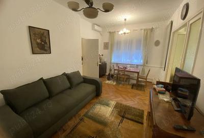 Apartament cu 3 camere nedecomandat, mobilat în Gara de Nord