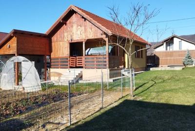Casă cu 4 camere cu Teren 950 Mp în Central - 3