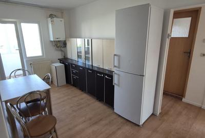Apartament cu 2 camere decomandat în Între Lacuri - 1