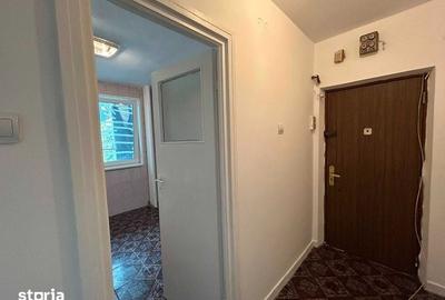 Apartament cu 3 camere semidecomandat în Crângași - 1