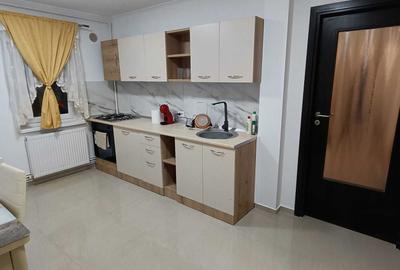 Apartament cu 2 camere semidecomandat în Central - 2