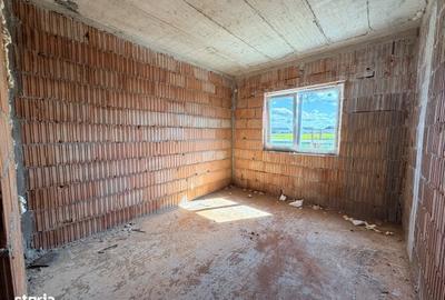 Casă cu 3 camere în Urseni - 2