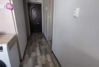 Apartament cu 2 camere decomandat în Est