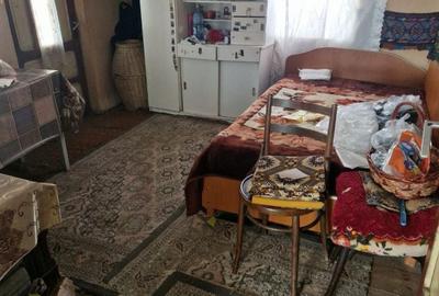 Casă cu 3 camere cu Teren 2800 Mp în Voinești - 3