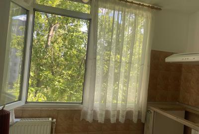 Apartament cu 2 camere decomandat în Obor - 4