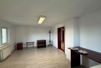 Spațiu comercial, de 120 mp, în Girocului - 1