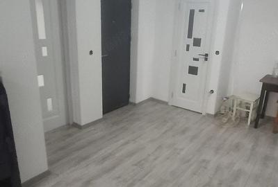 Apartament cu 3 camere decomandat în Gălăuțaș