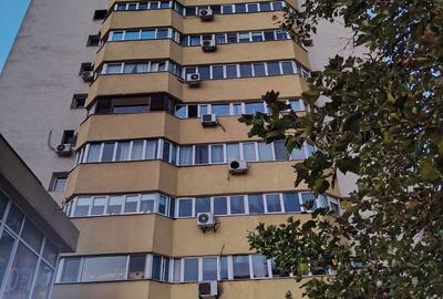 Apartament cu 4 camere în Tei