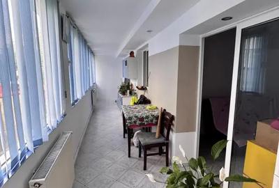 Apartament cu 3 camere semidecomandat în Central - 7