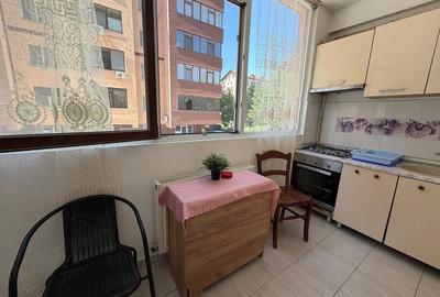 Apartament cu 2 camere decomandat în Militari