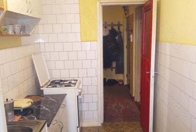 Apartament cu 3 camere decomandat în Aurel Vlaicu - 1