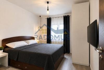 Apartament cu 3 camere decomandat în 9 Mai - 12