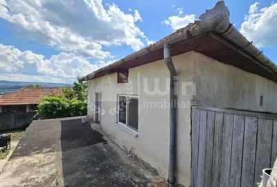 Casă individuală cu 3 camere cu Canalizare în Dâmbul Rotund - 2