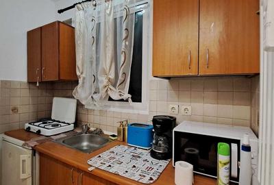 Apartament cu 2 camere semidecomandat în Centrul Civic