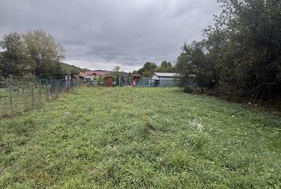 Teren de 930 mp, în Sava
