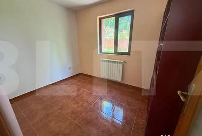 Casă cu 5 camere cu Teren 2248 Mp în Curtești - 16