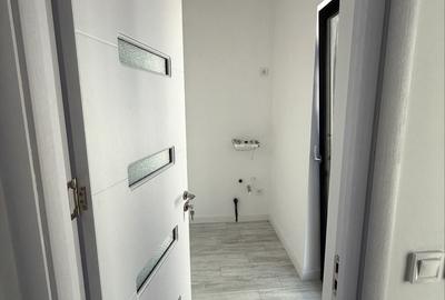 Casă cu 3 camere în Malu Mare