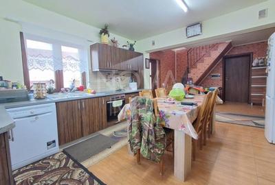 Duplex cu 8 camere cu Teren 272 Mp în Șelimbăr - 4