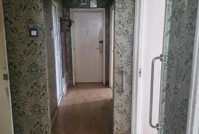 Apartament cu 4 camere decomandat în Obor