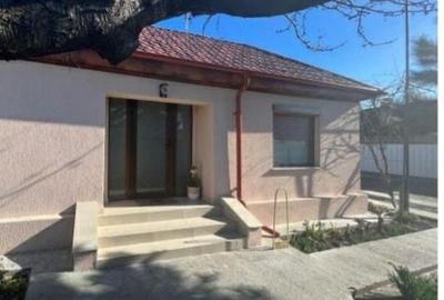 Casă cu 2 camere în Golești
