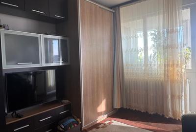 Apartament cu 2 camere semidecomandat, mobilat în Apărătorii Patriei - 6